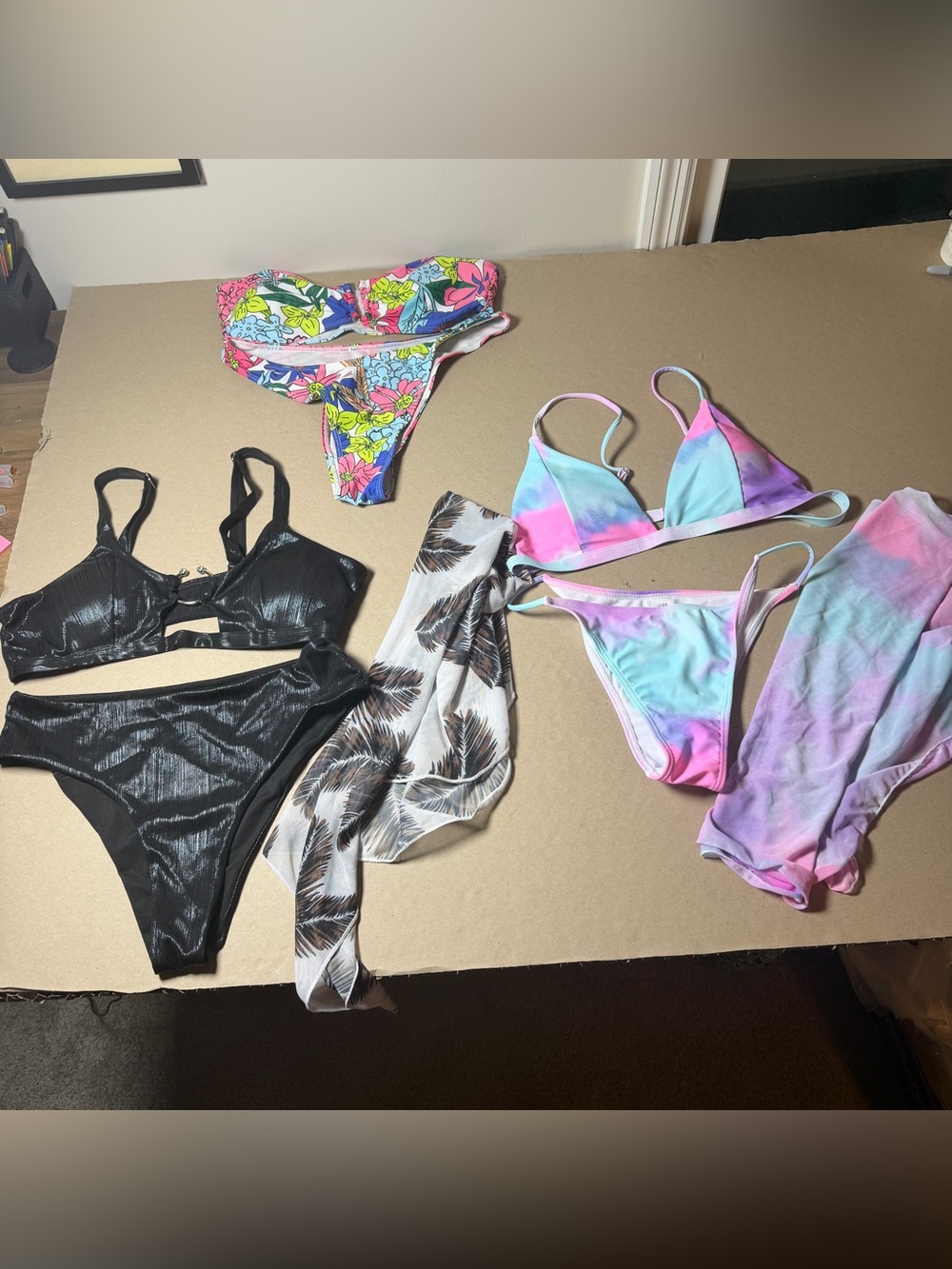 bathing suit bundle 3 suits and 2 skirts tie dye black pink resort beach size M